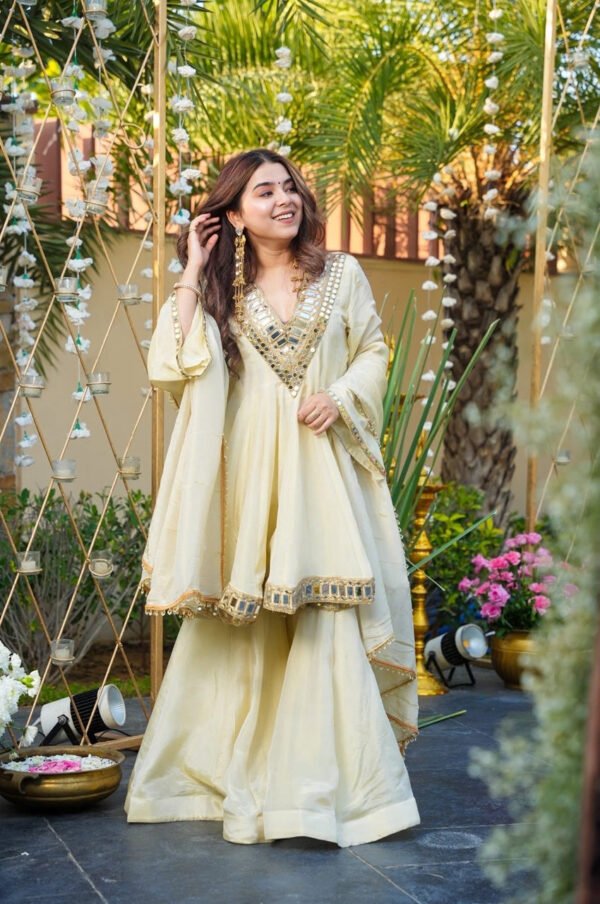 IMG_1772_1.jpg Ivory Shishmahal Cosmos Silk Palazzo Suit