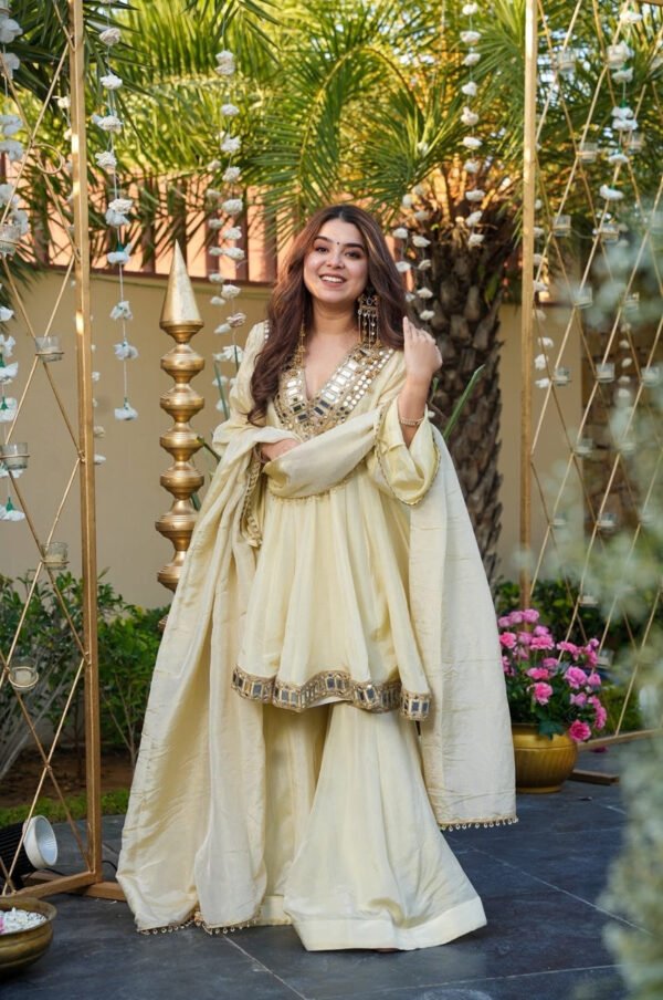 IMG_1776.jpg Ivory Shishmahal Cosmos Silk Palazzo Suit