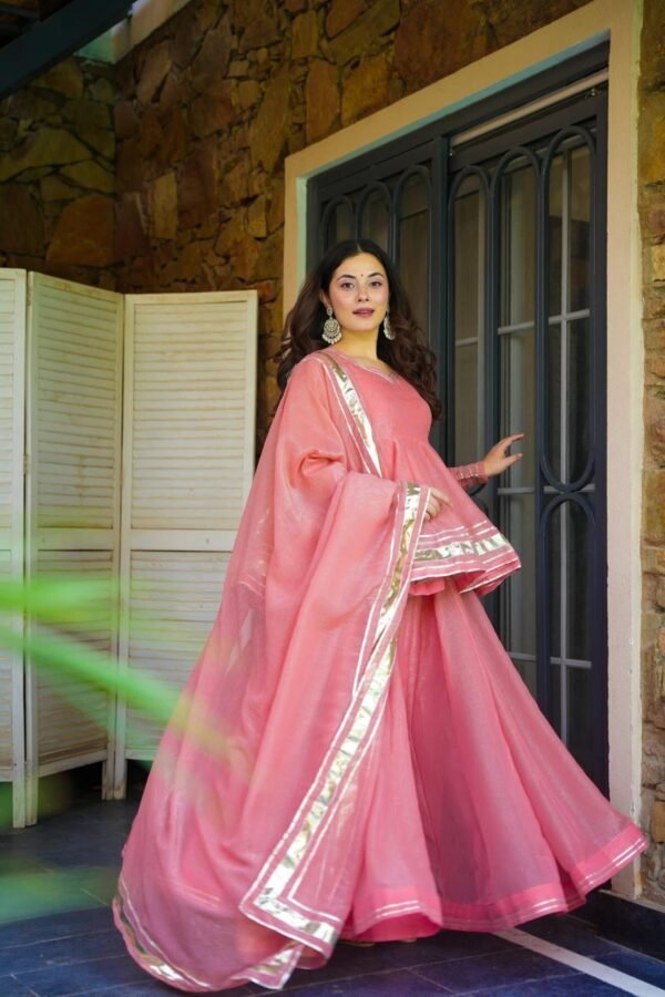 IMG_9444.jpg Elegant Pink Crushed Tissue Fabric Kurta Set