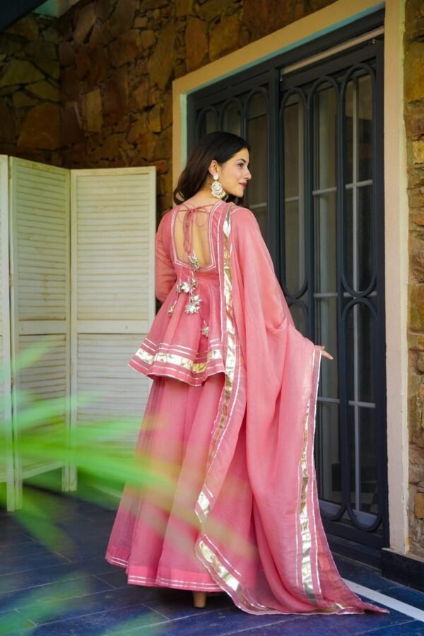 IMG_9446.jpg Elegant Pink Crushed Tissue Fabric Kurta Set