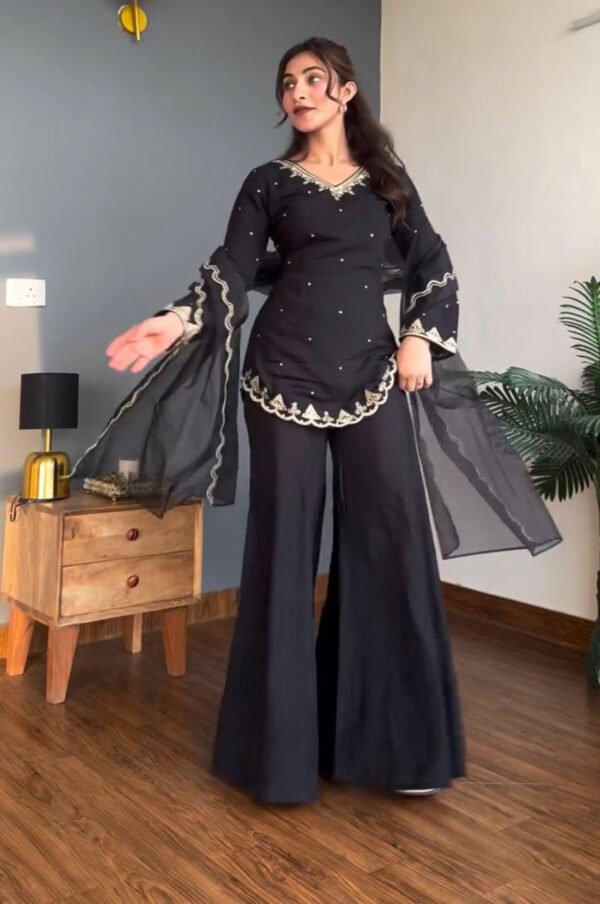 ST-1160_4.jpg Black Roman Silk Palazzo Suit