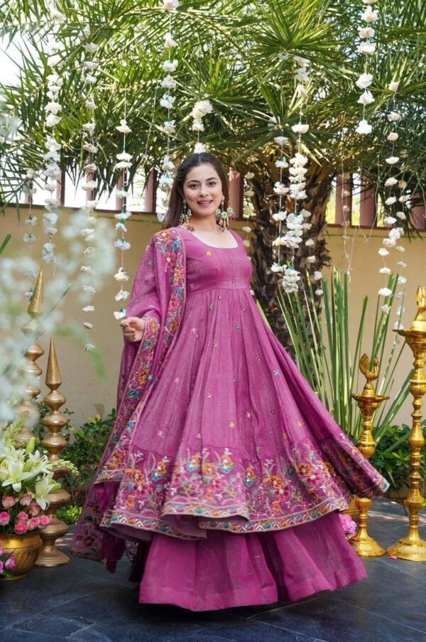 TD-6098magenta_1.jpg Magenta Crushed Silk Anarkali Suit Set